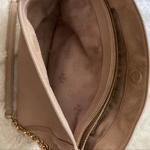 Tory Burch Britten Tote - Picture 7 of 7